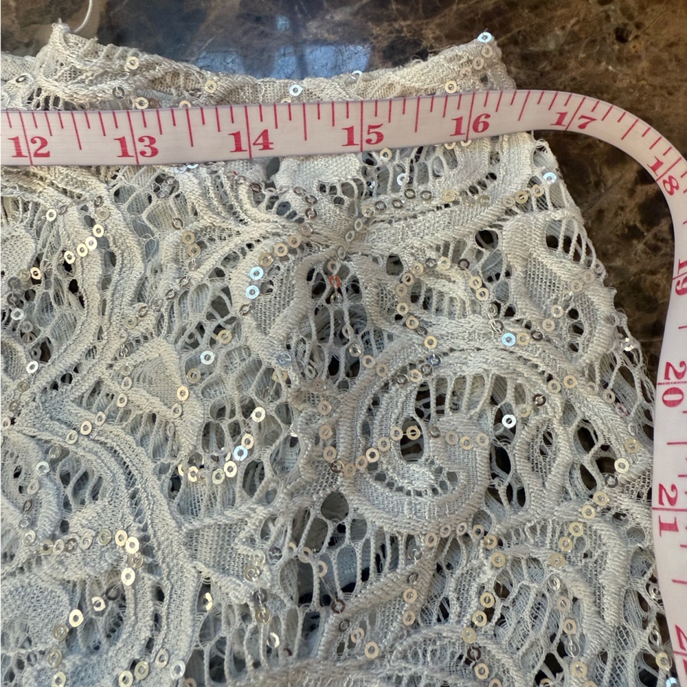 Free People NWOT Sequin Lace Cropped Cami Tank Scoop Neck Rise Intimately Sz XS - Picture 6 of 10